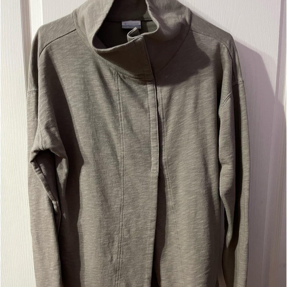 Columbia cardigan/jacket size large